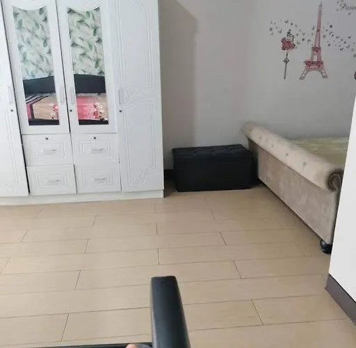 Apartment Cubao Manhattan Heights, Unit 8bc Tower B, 1 Br Manila